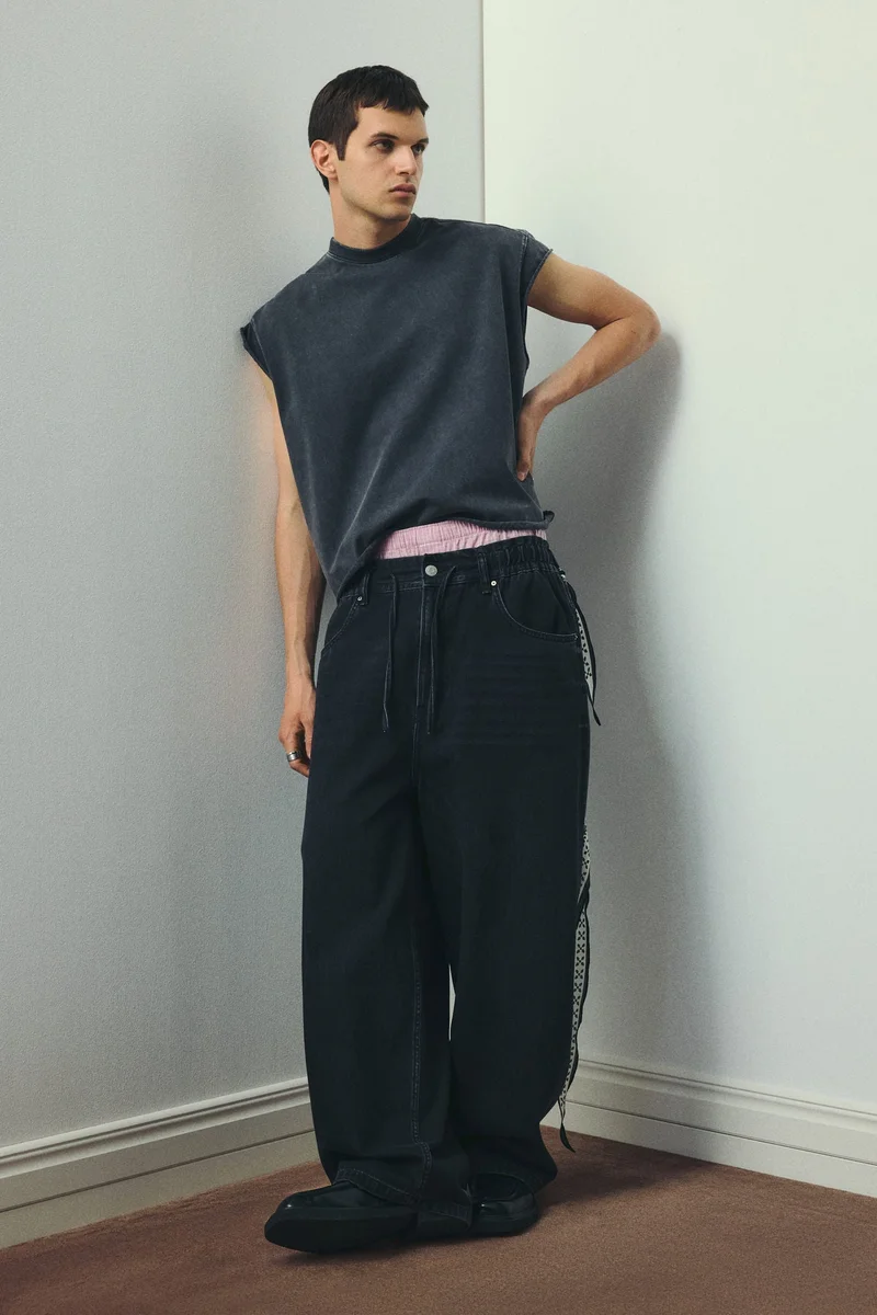 اتش اند ام بلوزة فيست بقصة فضفاضة