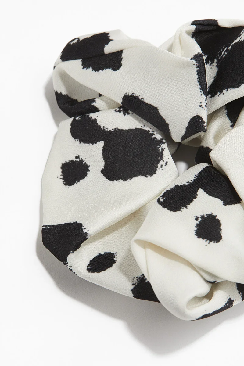 H&M Large scrunchie