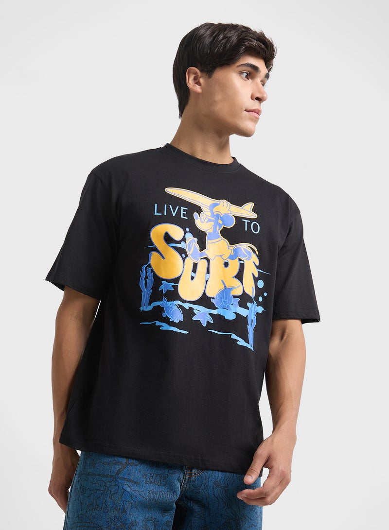 ديزني تيشيرت رجالي بقصة واسعة بياقة دائرية - Image 1