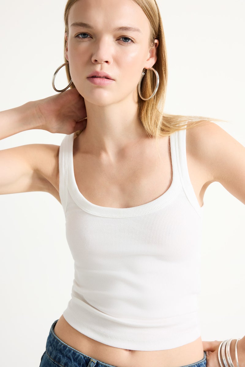 DeFacto White Woman Slim Fit Camisole U Collar Tank Top Casual - Image 4