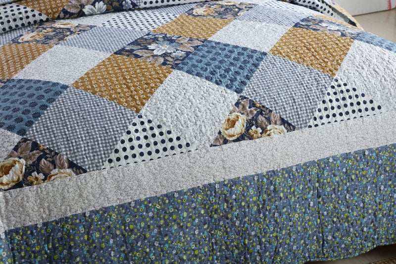 Travan 3-Piece King Bedspread Quilt Sets Patchwork Floral Oversized Reversible Soft Quilted Bedding Coverlet Set for All Seasons, King Size - Image 3