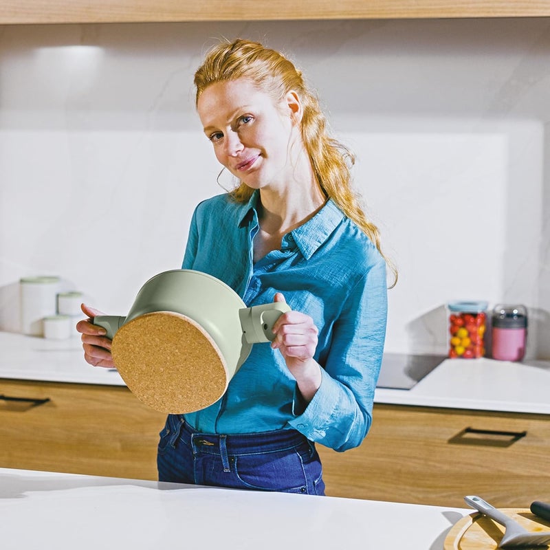Berghoff Leo Magnetic Cork Trivet Protects Surface & Table from Scratch, Stain or Damage, 22 X 18.5 Cm - Image 2