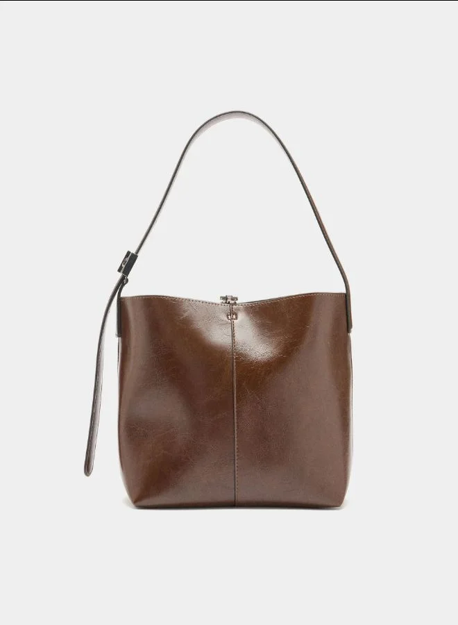 PARFOIS Bucket bag with cracked effect