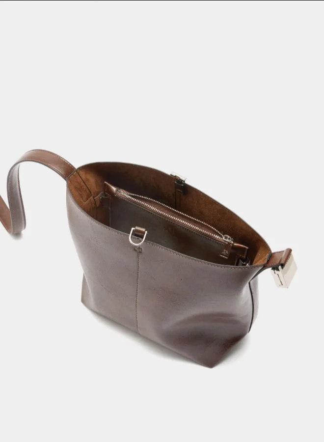 PARFOIS Bucket bag with cracked effect