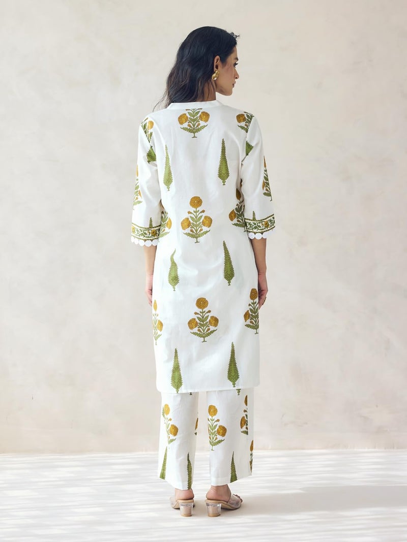 FIORRA Women's Off-White Floral Print Cotton Straight Kurta Set SET0201 - Image 2