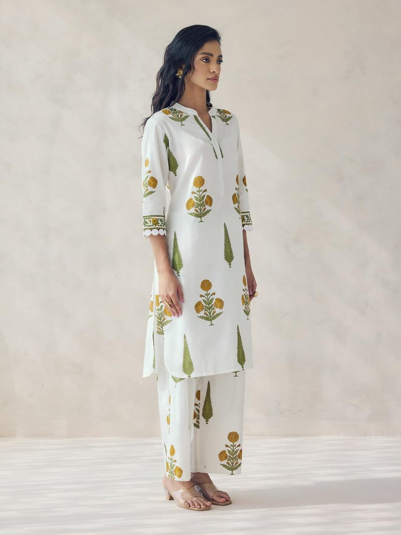 FIORRA Women's Off-White Floral Print Cotton Straight Kurta Set SET0201 - Image 3