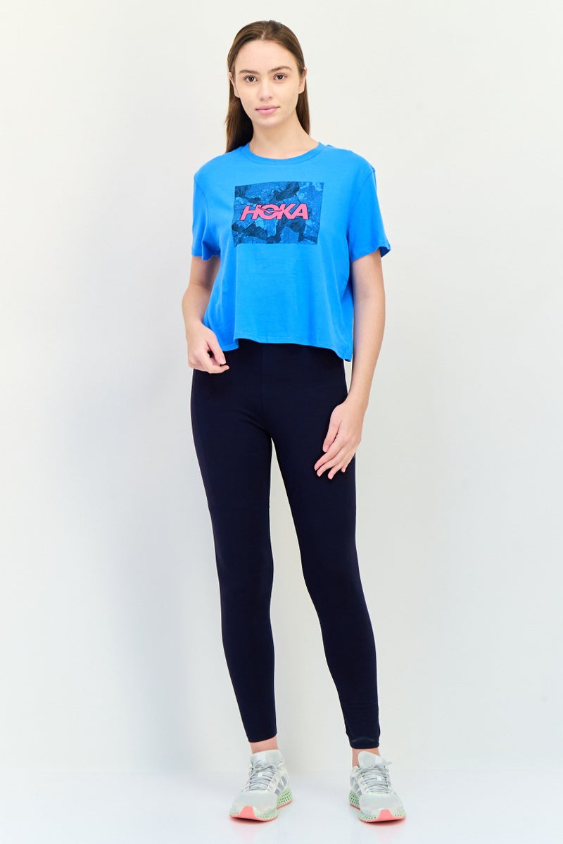 Hoka تي شيرت رياضي نسائي قصير الأكمام في الهواء الطلق، أزرق - Image 4
