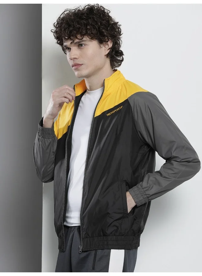 شركة المرآب الهندية Men Yellow Regular Fit Zipper Pockets Color Block Windcheater