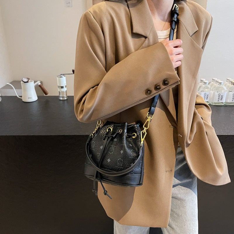 Korean Fashion Drawstring Bucket Bag Women'S Cute Bear Printed Shoulder Bag Women'S Handbag - Image 3