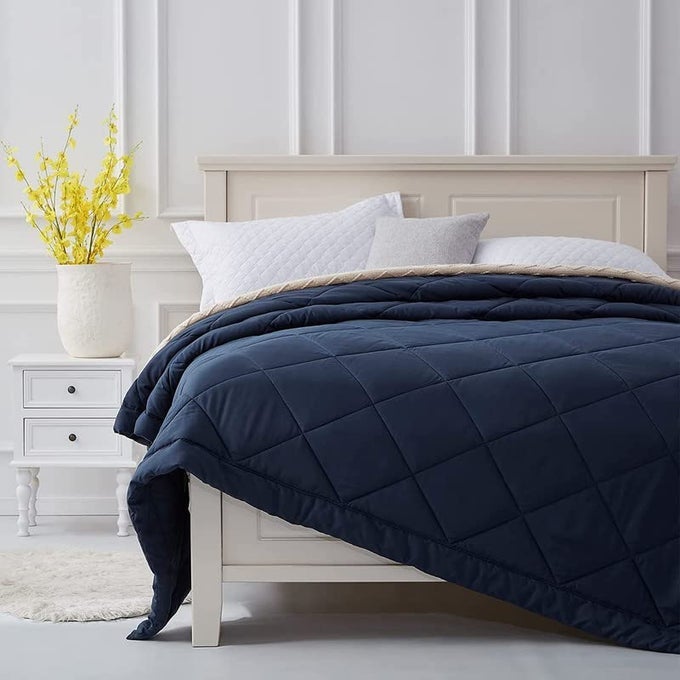 LIGHTWEIGHT SUMMER ALL WEATHER REVERSIBLE COMFORTER ULTRA SOFT QUILT BLANKET DOHAR 90X100 INCHES BLUE