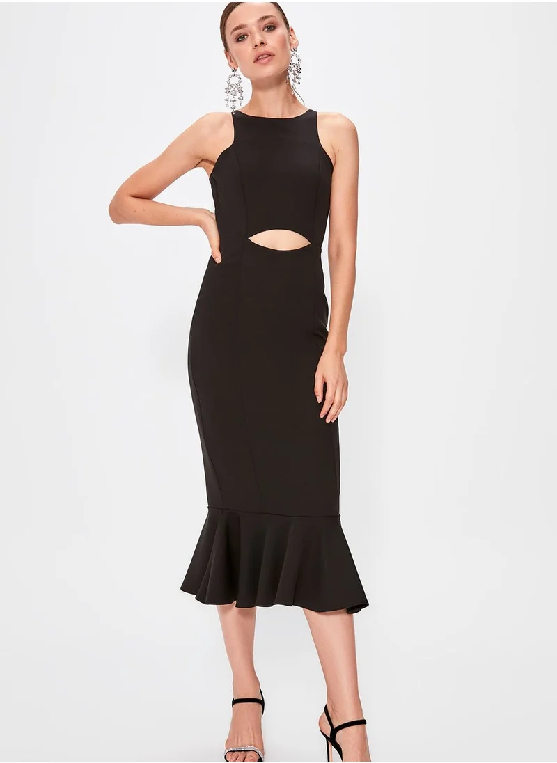 trendyol Ruffle Hem Cut Out Bodycon Dress