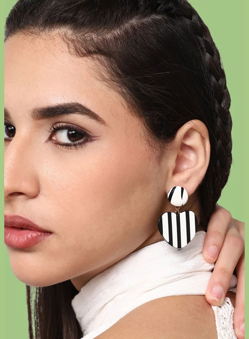 SOHI Gold Plated Party Designer Drop Earring For Women