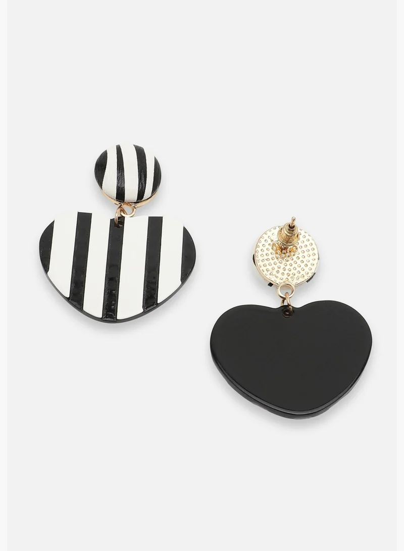 SOHI Gold Plated Party Designer Drop Earring For Women