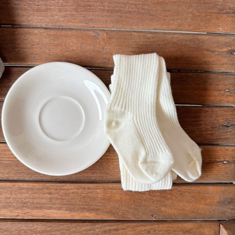 Sugarcane pear children''s clothing girls'' leggings socks 2024 autumn new children''s Korean autumn pants pantyhose baby girls'' socks - Image 1