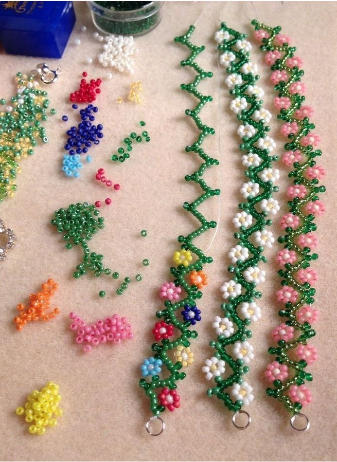 Mountain Gems - Frame Bead Loom Kit for Beaded Bracelets Earrings Belts Making Includes Seed Beads - Image 1