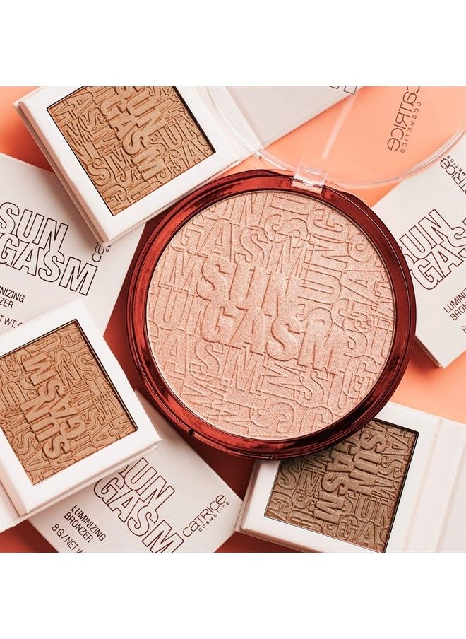 Catrice SUNGASM Face & Body Highlighter | Jumbo Sized, Silky Soft Powder With Light Reflecting Pigments | For All Skintones | Vegan, Paraben Free, Oil Free | Cruelty Free  - Image 5