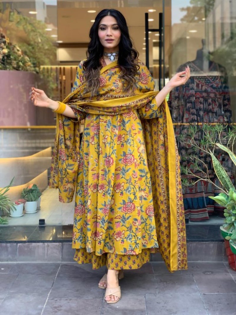 LookMark Women's Cotton Blend Printed Kurta with Pant & Dupatta| Kurta with Pants and Dupatta Set_AZ-LM-KS2171 Yellow_CG2-S - Image 5