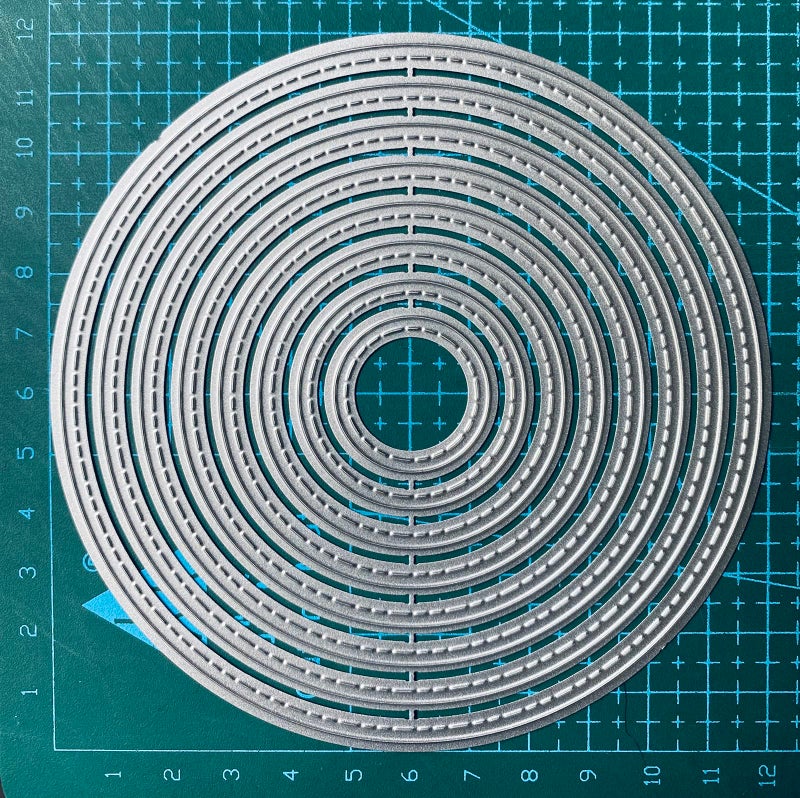 ZbFwmx Big Round Cutting Dies Handmade DIY Paper Cards Album Decoration Stencils Template Embossing for Card Scrapbooking Craft Circle