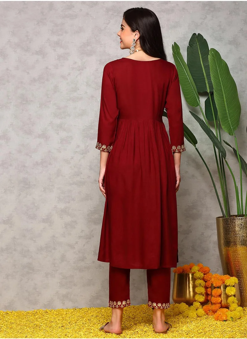 ISHIN A-Line Fit Embroidered Pattern Round Neck Three-Quarter Sleeves MAROON Colour Woven Cotton Kurta Set for Women with Semi Elastic Closure - A Timeless Addition to Your Collection
