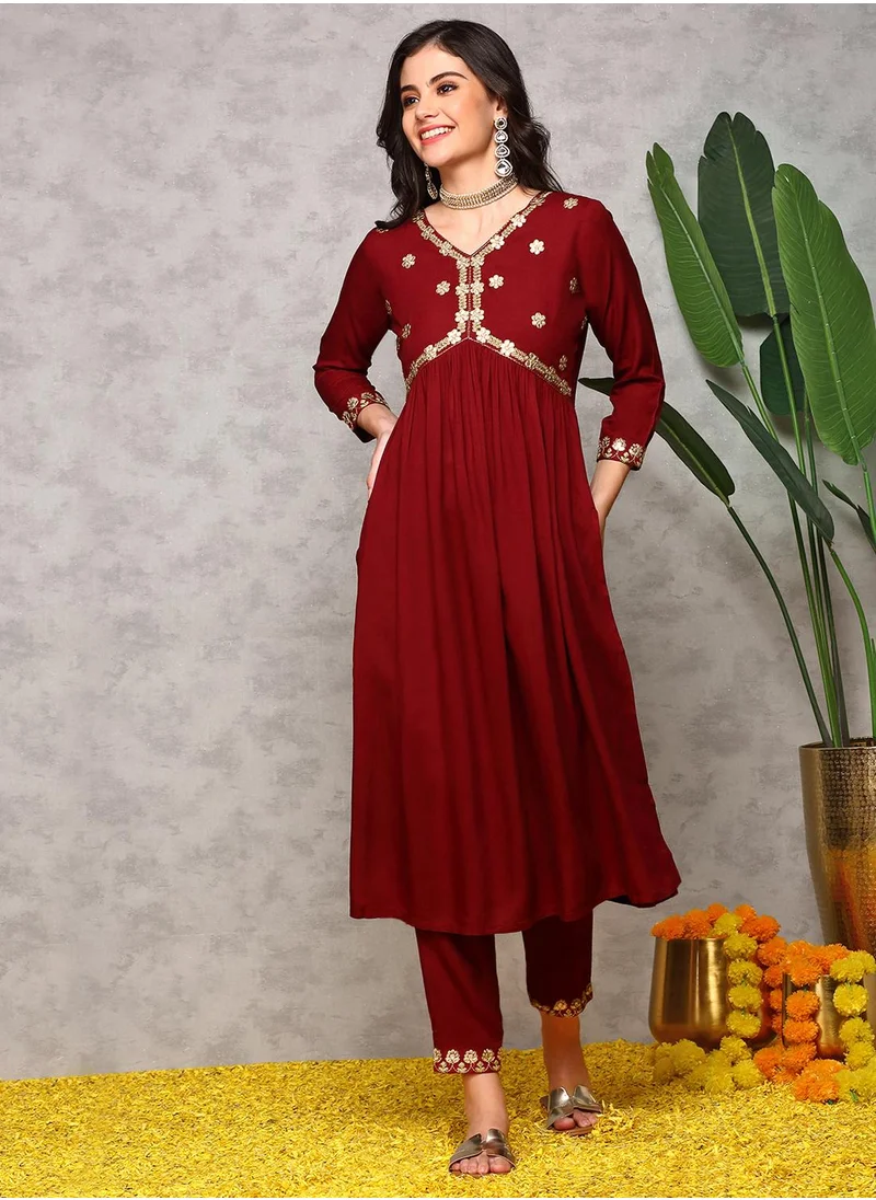 ISHIN A-Line Fit Embroidered Pattern Round Neck Three-Quarter Sleeves MAROON Colour Woven Cotton Kurta Set for Women with Semi Elastic Closure - A Timeless Addition to Your Collection