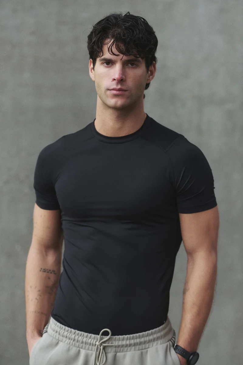 H&M Muscle Fit Sports T-shirt with DryMove™