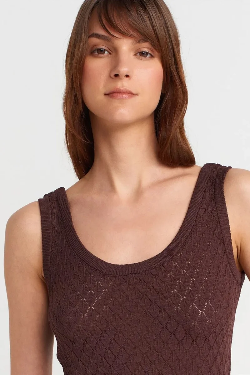 Dilvin Coffee Brown DILVIN Textured Ribbed Sleeveless Blouse for Women | Best Price UAE