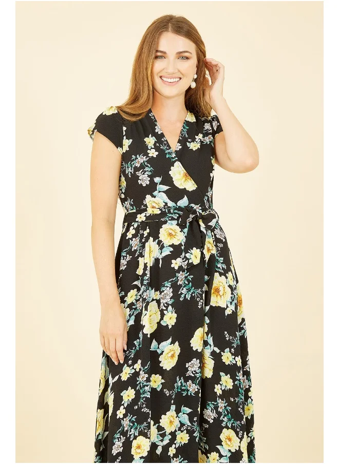 ميلا لندن Floral Print Dipped Hem Midi Wrap Dress