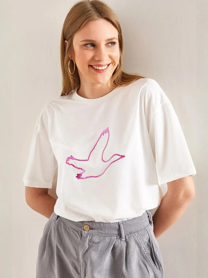 LUCCI Embroidered Crew Neck Short Sleeve T-Shirt