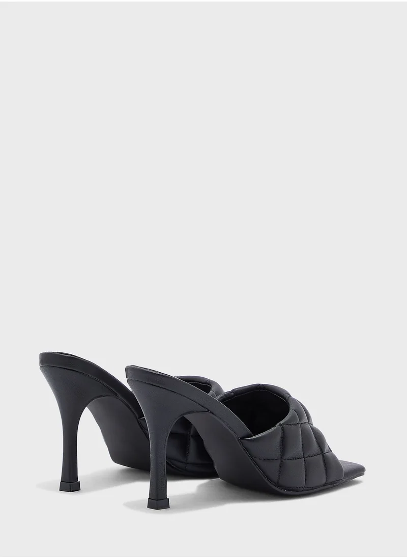 Ginger Quilted Square toe sandal