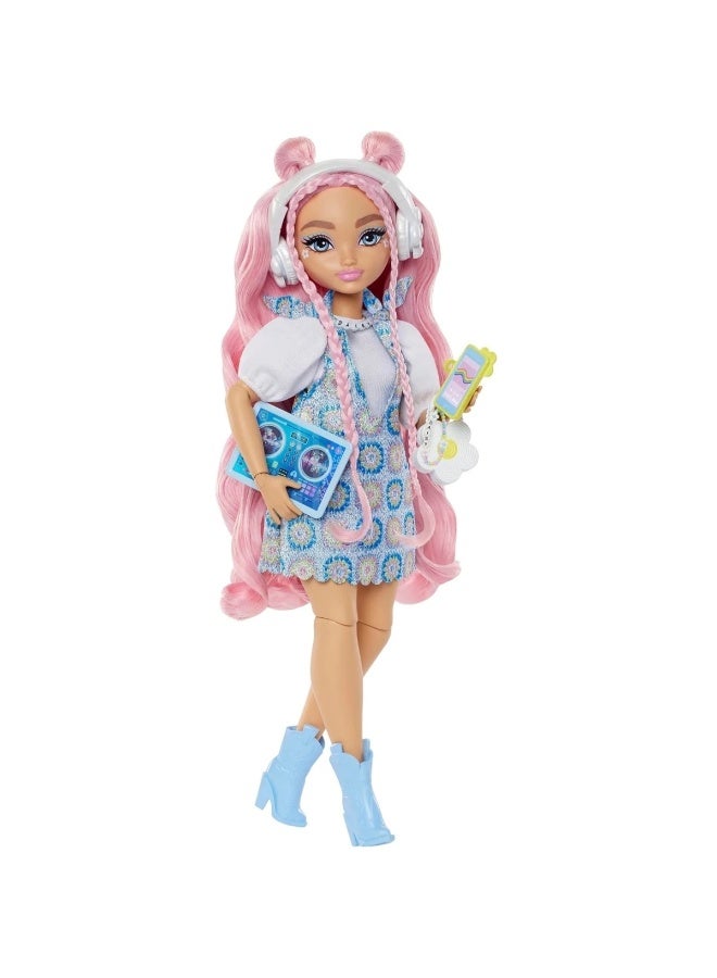 Barbie Dream Besties Daisy Jean Doll (27.6 cm) - Image 1