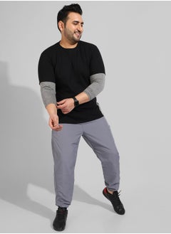 Instafab Plus Men's Black Colourblocked Regular Fit  Casual T-Shirt  - Image 5