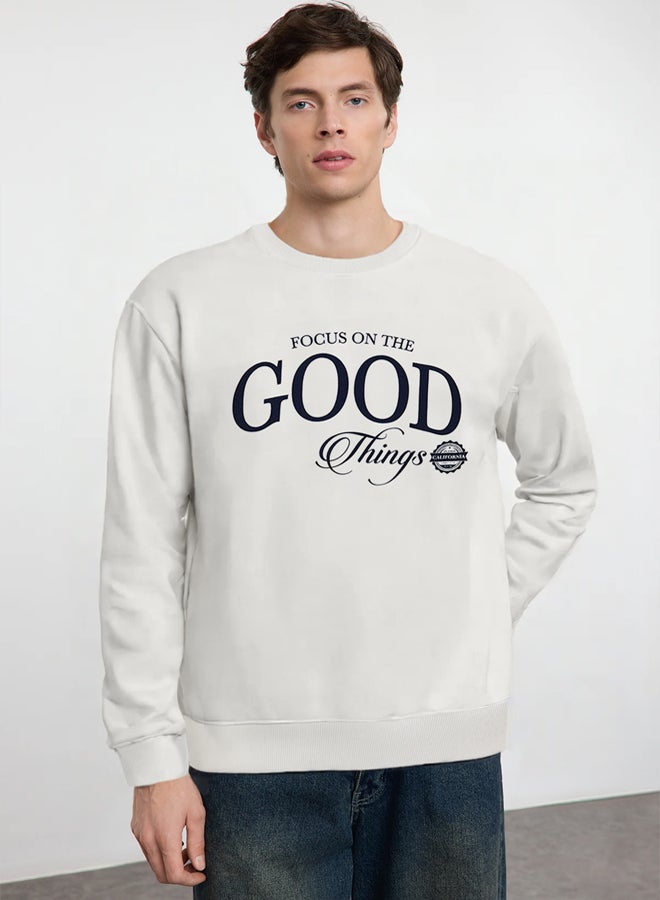 trendyol Ecru Oversize/Wide Cut Fleece Inside/Warm Printed Sweatshirt - Image 1