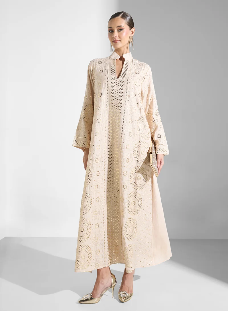 Khizana Embroidered Jalabiya