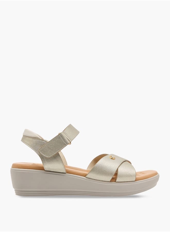 Le Confort Women Textured Cross Strap Sandals with Hook and Loop Closure  - Image 2