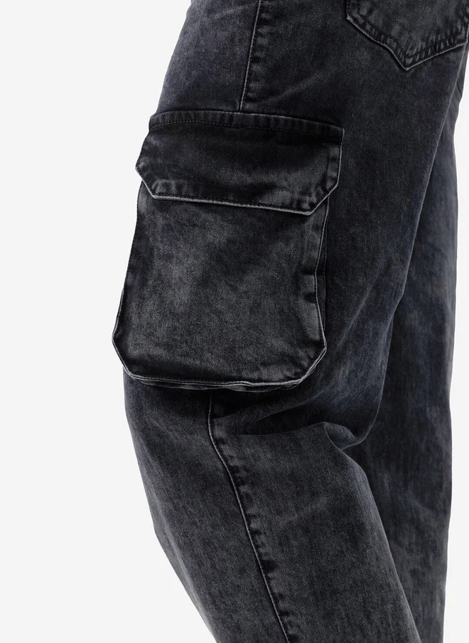 The Souled Store  The Souled Store Men Straight Fit Solid Grey Cargo Jeans  | Best Price UAE