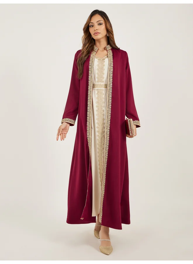 أميرة Amirah Lace Trim Collared Belted Satin Abaya with Inner Dress