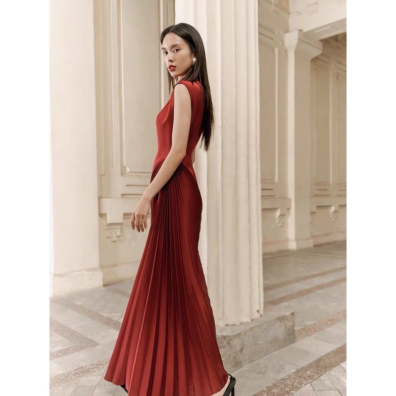 Women's Elegant Asymmetric Pleated Long Sleeveless Evening Dress - Image 2