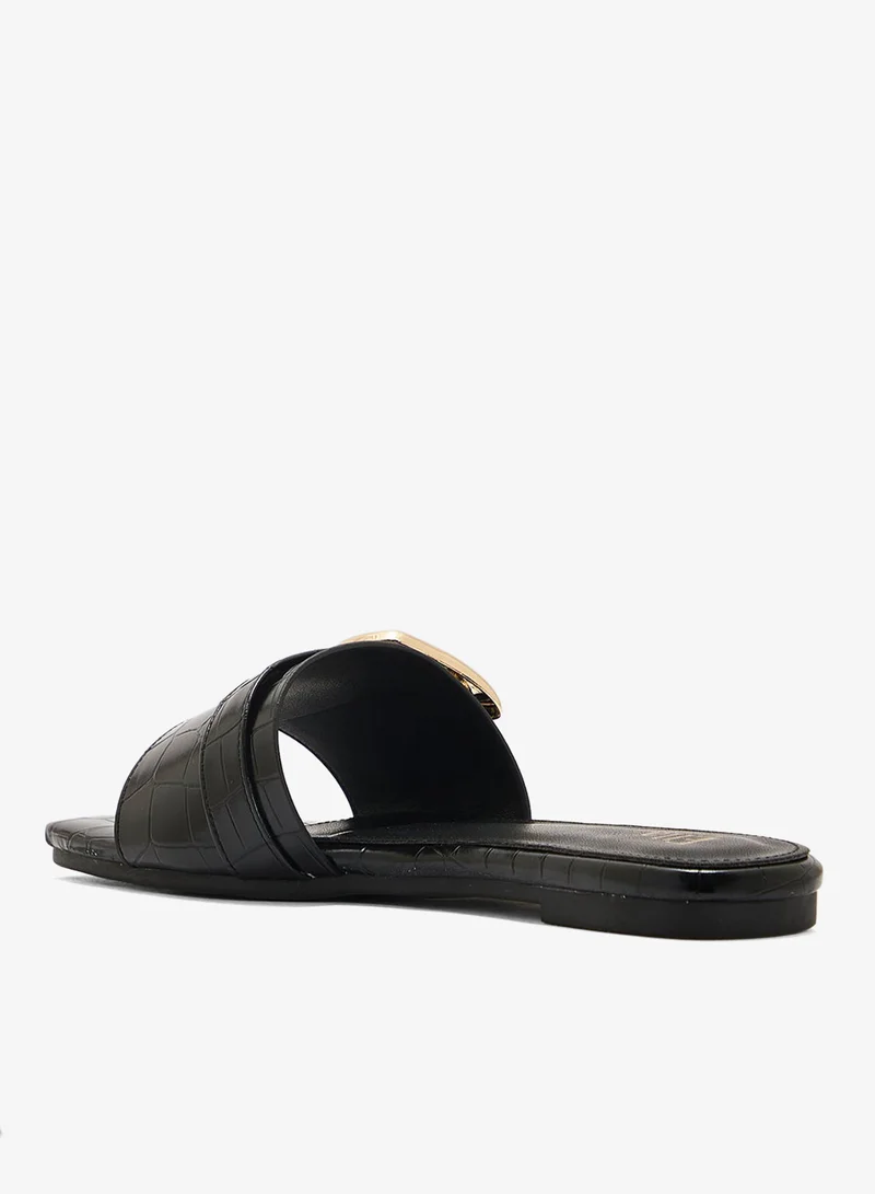 ايلا صندل مسطح بإبزيم