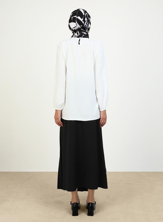 رفقة من مودانيسا بلوزة بكم بالون سادة بلون أوف وايت من رفقة مودانيسا - Image 5