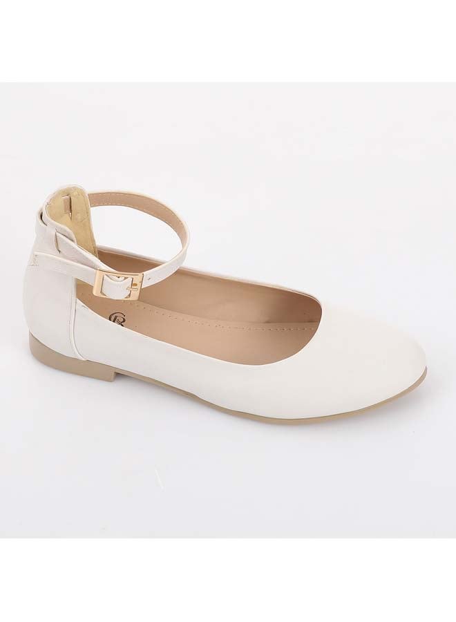 آيس كلوب ICE CLUB حذاء فلات كلاسيكي أنيق بحزام الكاحل – أبيض - Image 1