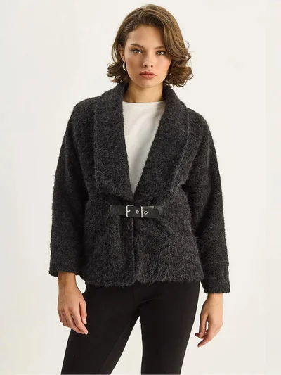 Bianco Lucci LUCCI Coat with Belt Detail