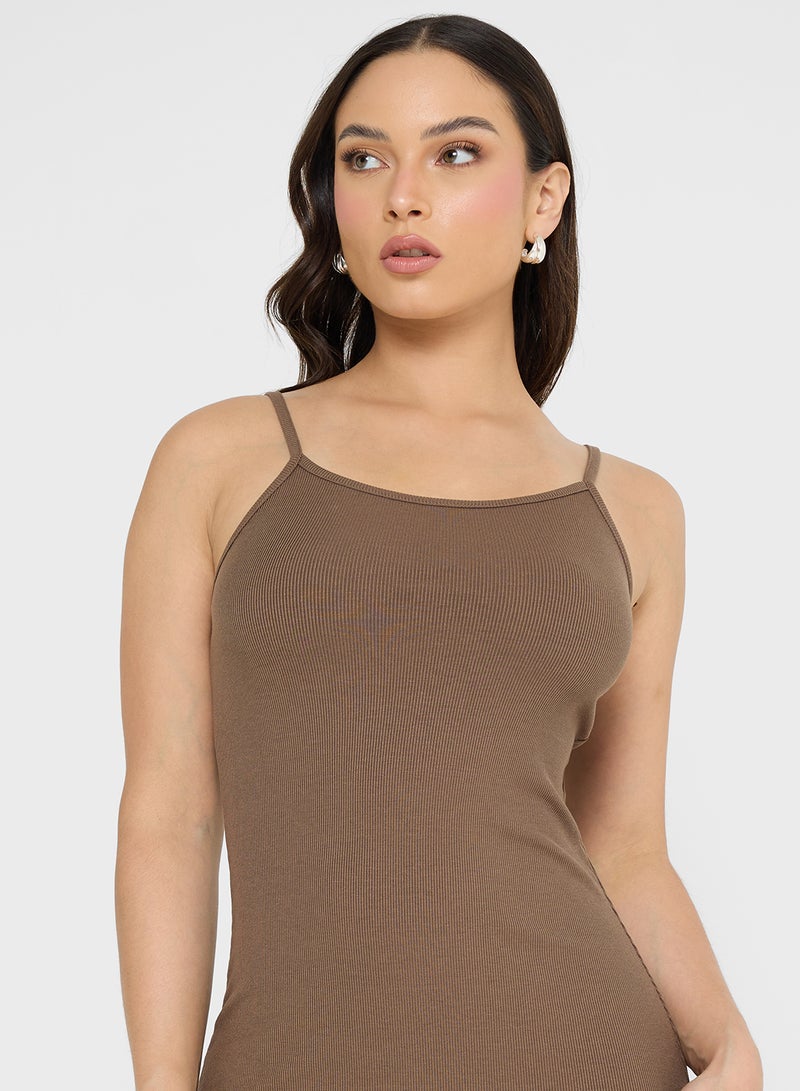 جينجر بيسيكس فستان كامي مضلع - Image 3