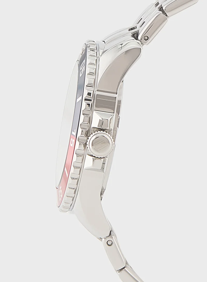 TOMMY HILFIGER Casual Steel Strap Analog Watch