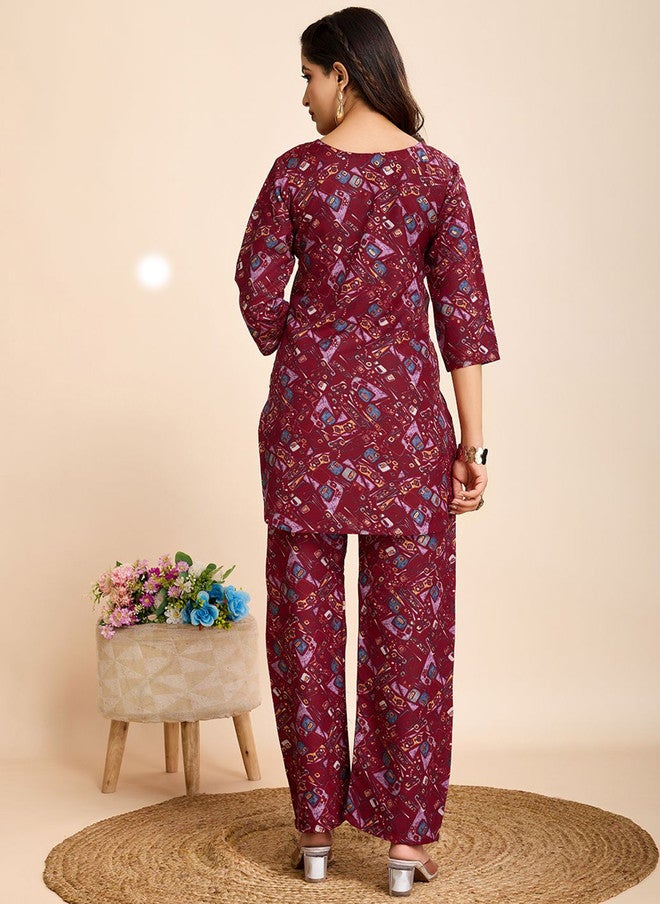 Women Basket Floral Printed Notch Neck Straight Kurta with Trousers for Women - Image 4
