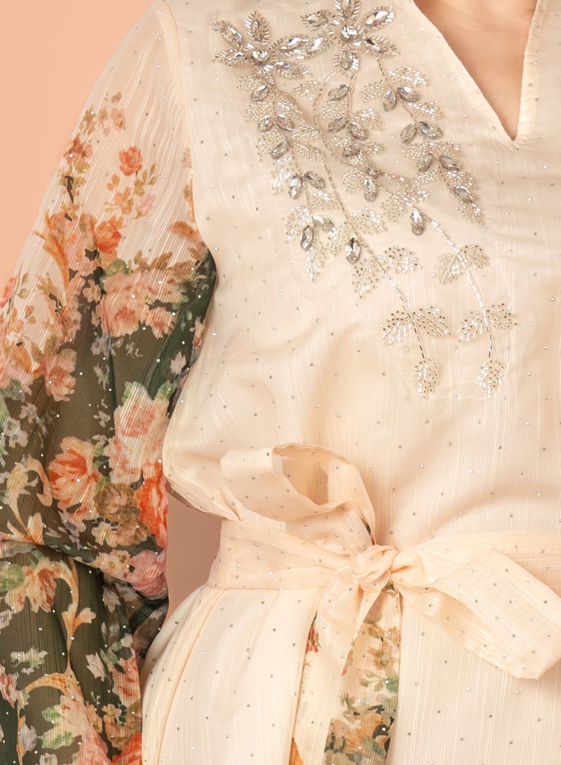 اكسا جلابية مطرزة بحزام وطبعات زهور خضراء - Image 2