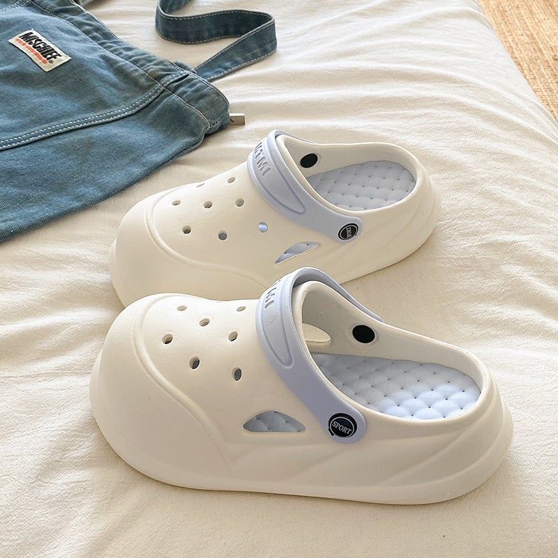 Women's EVA Clog Sandals with Cartoon Charms - Image 3