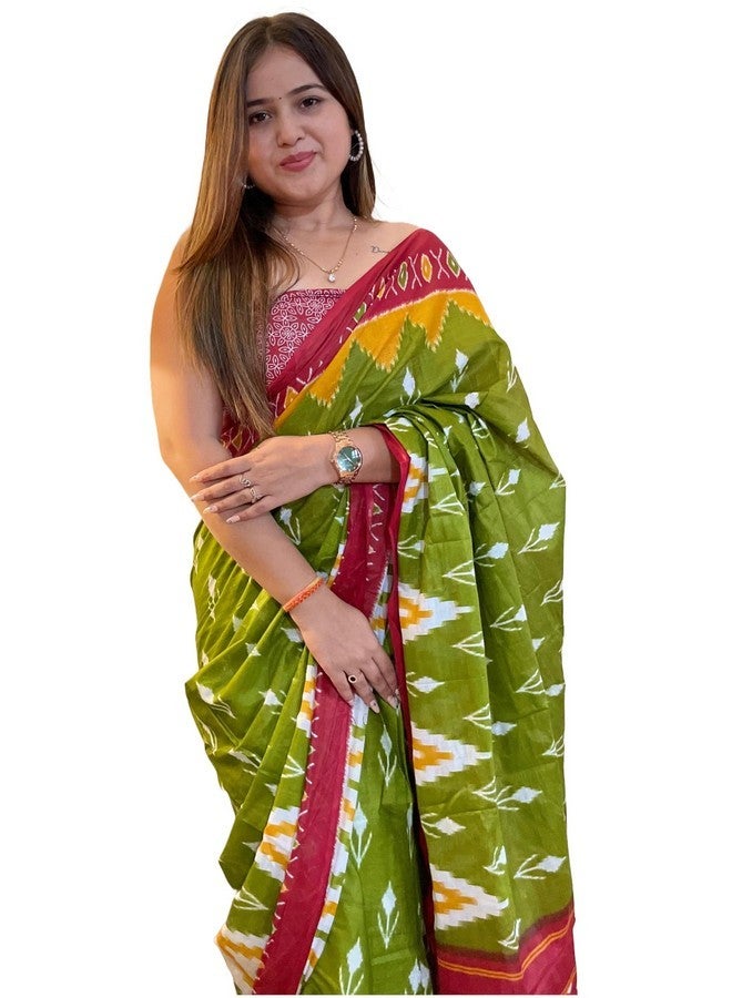 RADHA LAKSHMI ساري نسائي من RADHA LAKSHMI قطن ناعم نقي بطباعة إيكات يدوية مع قطعة بلوزة باللون الأخضر الزهري - Image 1