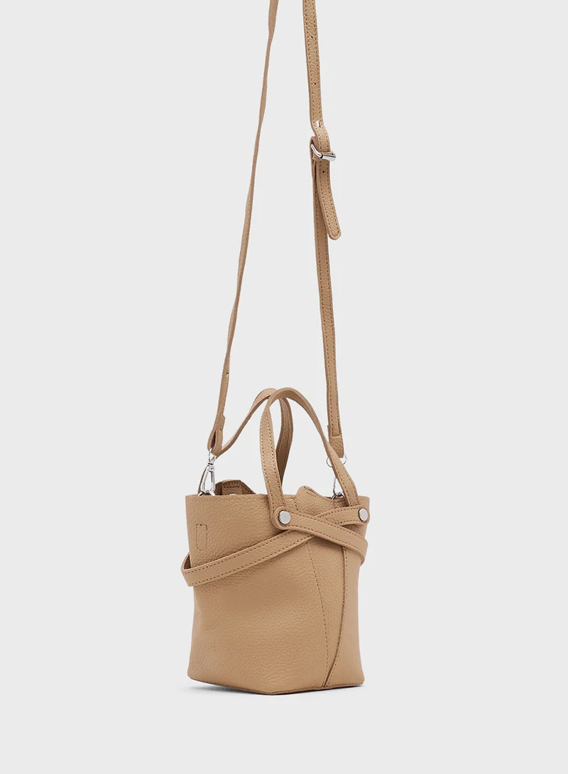 جينجر Bucket Tote