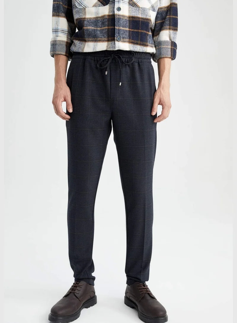 ديفاكتو Man Jogger Fit Woven Trousers