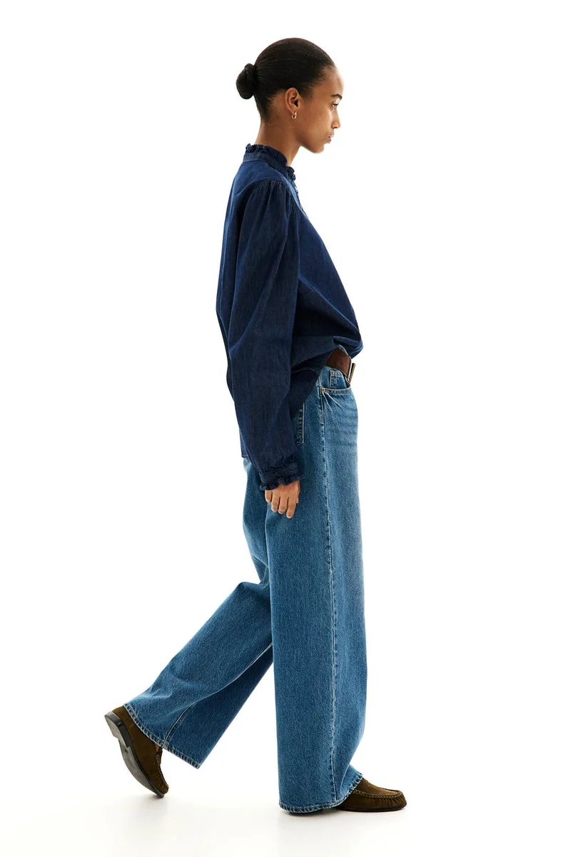 اتش اند ام Frill-trimmed denim blouse